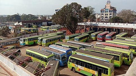 ST employees strike on belgaum today morning travels face problem of transportation