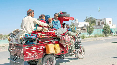 war between the Taliban and the Afghan army