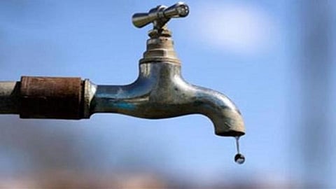 water supply at low pressure for month in Old Cidco nashik news