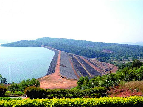 heavy rain and dam overflow konkan sindhudurg