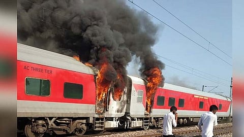 train.jpg
