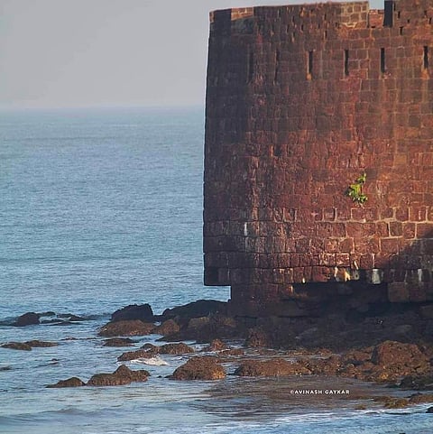 cm Uddhav Thackeray saw the post of fall of Vijaydurg fort on Instagram