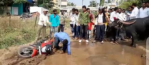 (VIDEO) साक्षात यमराजाने केला या महापालिकेचा निषेध 