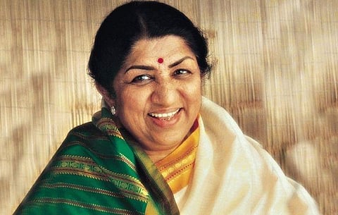 wishes on social media by politician ans celebrities to lata mangeshkar on her birthday