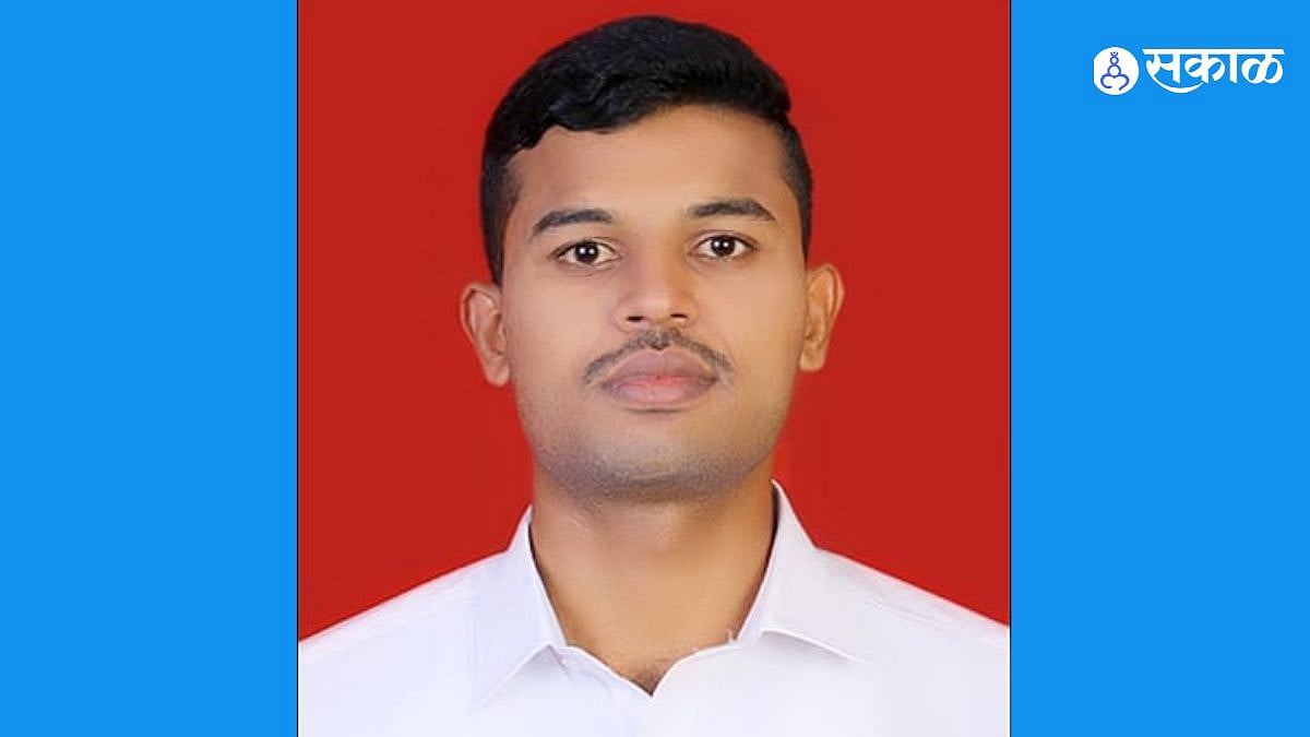MPSC Success Story: वडिलांच्या निधनानंतर दुसऱ्याच दिवशी दिली परीक्षा; नऊ अपयशांवर मात करत अभिमन्यू कोरेवार झाले महसूल सहाय्यक, प्रेरणादायी यशोगाथा