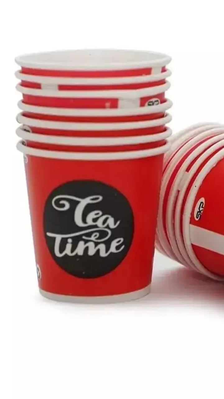 Plastic Cup Side Effects : प्लास्टिकच्या कपातून चहा पिण्याचे अनेक धोके? आजच बंद करा सवय