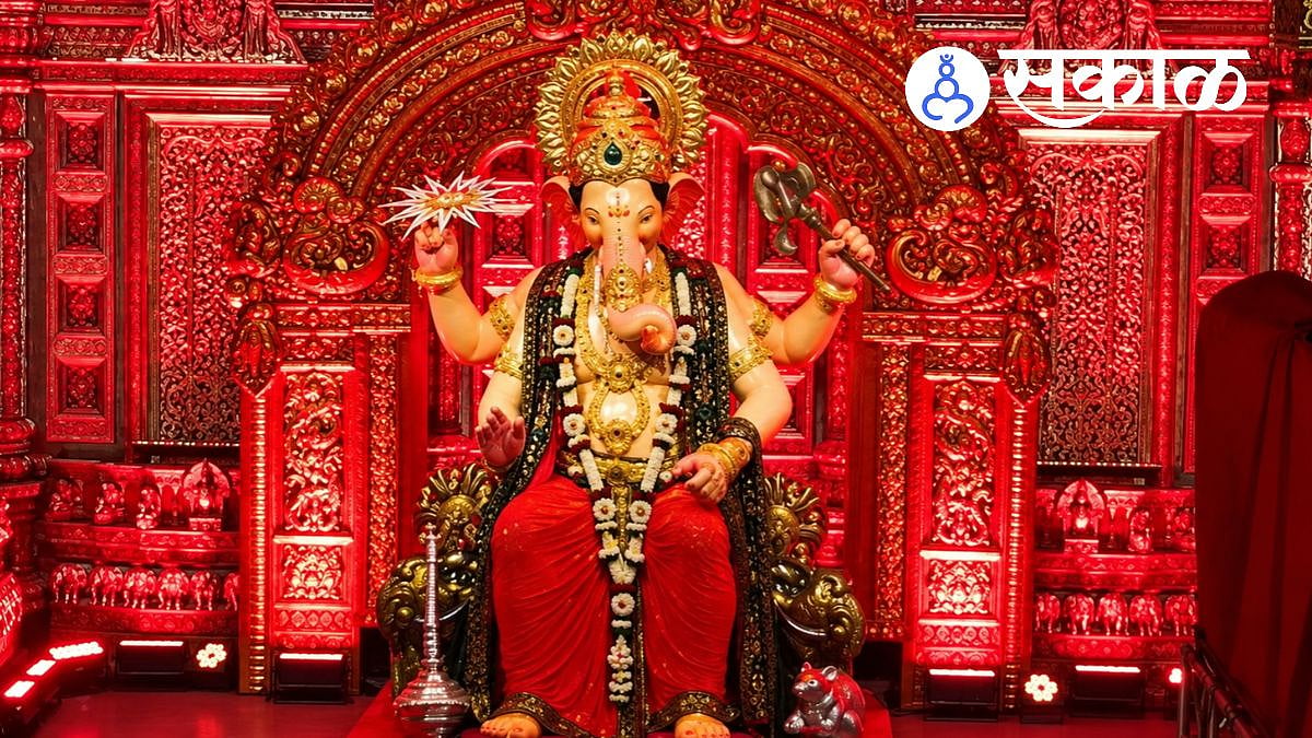 Lalbaugcha Raja 2026 First Look Revealed Grand Idol Appearance Leaves 