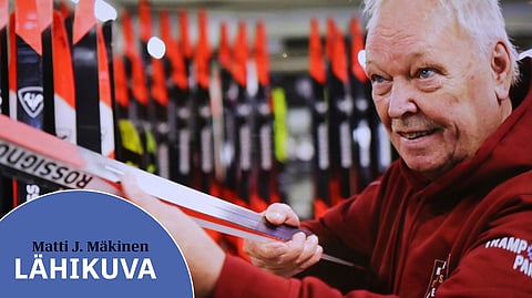 Vaikka hevoset vaihtuivat suksiin, ei Mäkisellä ole ikävä ravivalmentajan hommia. "Siinä lajissa on leipä niin kovan työn takana, ettei moni tiedäkään", Mäkinen toteaa.