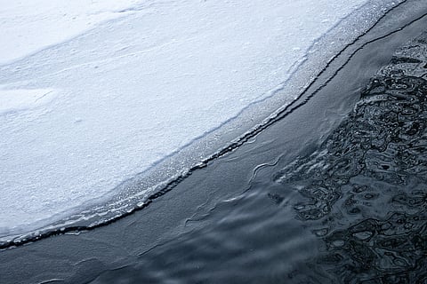 Hevonen tippui avantoon, eikä sitä toistaiseksi ole saatu sieltä ylös. 