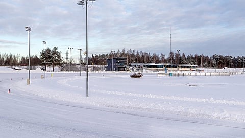 Oulun ravirata talvella