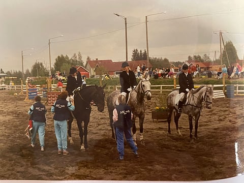 Palkintojenjako ABC:n kisoissa 1980-luvulla, kun toiminta oli vasta-alkanutta ja vireää. 