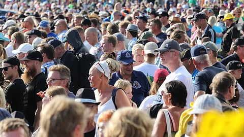 Kuninkuusraveihin pääsee kulkemaan julkisilla.