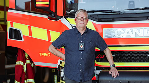 Matti Syrjää voidaan hyvällä syyllä kutsua nimellä raviurheilun ensiaputoiminnan ja turvallisuuden Grand Old Man. Lajin säännöstön lisäksi hallussa on myös käytännön osaaminen yli 40 vuoden kokemuksella.