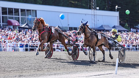 Kuningatarkilpailun avausmatkan parhaaksi venytti Jockas Rita (2), mutta Villilotta laittoi tiukasti kampoihin.