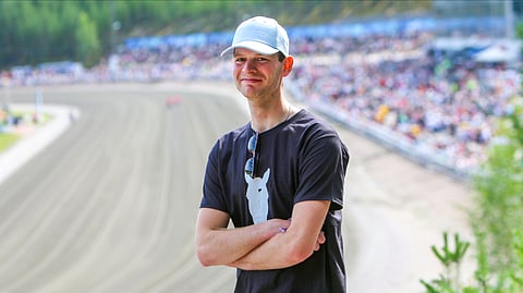 Mats Havulehto on raviurheilusta erittäin kiinnostunut. Teivon Kuninkuusraveja hän oli seuraamassa kaikkina päivinä.
