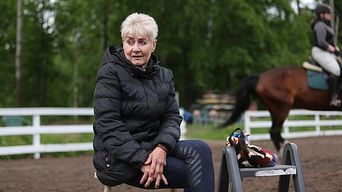 Kun on 50 vuotta tehnyt jotakin,  alkaa jo tietää mistä kyseisessä hommassa on kysymys.  Terhi Laurila on eläkkeellä, mutta ei hän opettajan hommia ole lopettanut. 