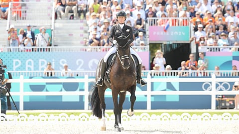 Isabell Werth on kirinyt Charlotte Fryn ohi. 