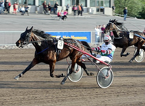 Aisha Simoni jää a-varaksi, Klena Vito ideavarmaksi.