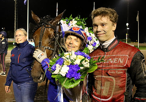 Zarenne Fasille, Santtu Raitalalle (oik.) ja Petri Tarrimaalle jäi hyvät muistot viime vuoden Finlandia-ajosta.