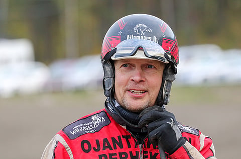 Tuomas Pakkanen ohjastaa Try Your Bestiä tänään Mikkelissä ajettavissa Jyväskylän Toto5-raveissa.