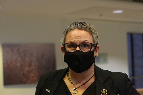 Marjukka Manninen on SRL:n uusi puheenjohtaja. Hevosopistosta Manninen toteaa, että sen tulehtunut työilmapiiritilanne on puolueettomasti selvitettävä.