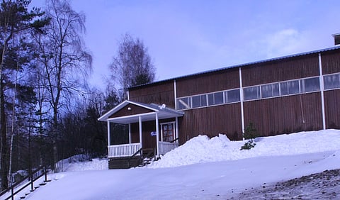 Maneesit halutaan pitää auki.