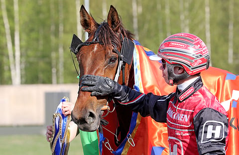 MAS Champ käänsi kentän Kavioliiga GP:ssä Santtu Raitalan ajamana. Kuva: Anu Leppänen.