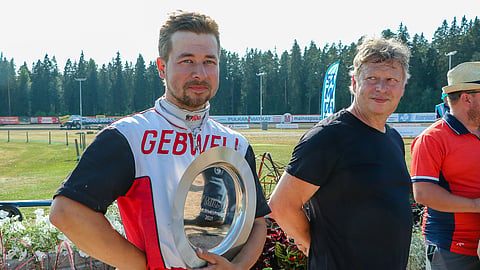 Isä valmensi ja poika ohjasti H.V. Tuurin Suurmestariksi heinäkuussa 2021.