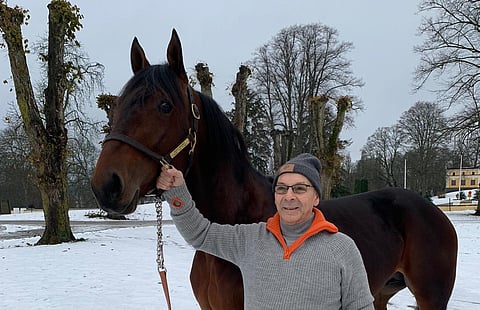 Osaomistaja Olavi Lindgren manageroi Ken's Walneria.