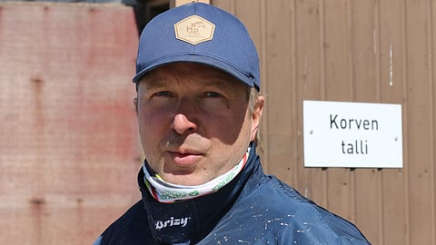 Ravivalmentaja Hannu-Pekka Korpi.