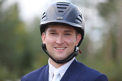 Helsinki Horse Show'n uusi johtohahmo, kilparatsastaja Valtteri Gundersby,  hyppää viikonloppuna Pohjola Grand Prix'ssä. 