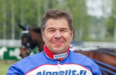 Juha Rontu on tuttu mm. Taraorin taustalta.