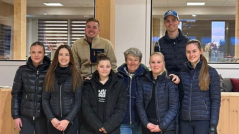 Ensimmäinen valmennus on nyt takana.  Vasemmalta Ulrika salminen, Essi Hiidensalo, Ville Vaurio, Anniina Kolu,  Kyra Kyrklund, Mette Kauppila, Antti Lehtilä ja Matilda Piispa