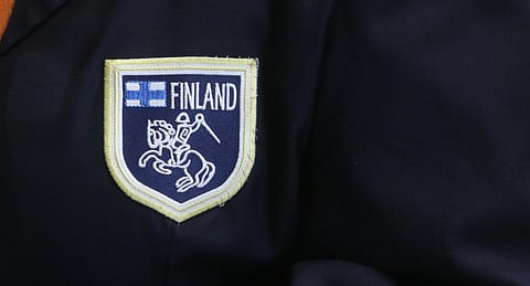 SRL:n ja sen alaisen HUJO:n eronnut puheenjohtaja keskustelevat tiedotteiden välityksellä. 