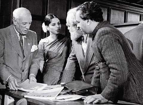 From the left: Pablo Picasso, Minnette de Silva, Jo Davidson and Mulk Raj Anand at the World Congress of Intellectuals in Defense of Peace.
Photo: PAP/Wikimedia