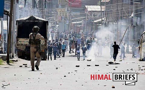 Police in Kashmir confronting protesters in December 2018. Photo: Seyyed Sajed Hassan Razavi / Wikimedia Commons