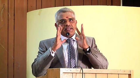 நீதியரசர் ஆனந்த் வெங்கடேஷ்