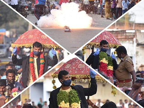 ஆஸ்திரேலியாவில் கிரிக்கெட் தொடரில் கலந்துகொண்டு சொந்த ஊர் திரும்பிய நடராஜனுக்குப் பொது மக்கள் உற்சாக வரவேற்பு | படங்கள்: எஸ்.குரு பிரசாத்