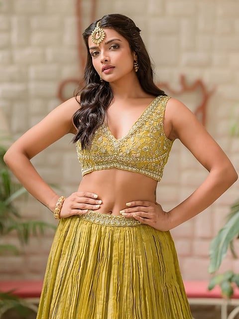Actress Ashna Zaveri Latest Click