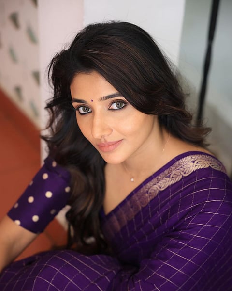 Actress Mirnaa Latest photos