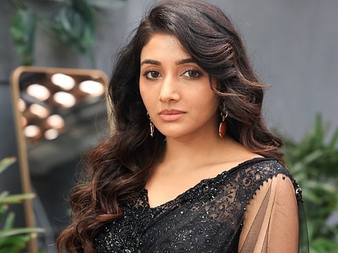 Actress Mirnaa Latest Clicks