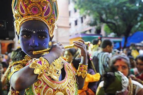 தலைகுனிந்த பரமாத்மா