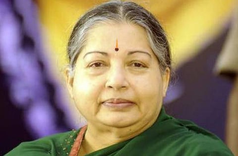 தமிழக மீனவர்கள் மீது துப்பாக்கிச்சூடு: இலங்கையைக் கண்டிக்க பிரதமருக்கு ஜெயலலிதா வலியுறுத்தல்