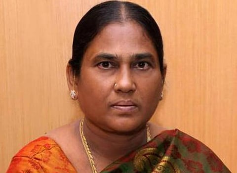 ஏற்காடு தேர்தல்: அசுர பலத்தில் அதிமுக; சொந்த பலத்தில் திமுக