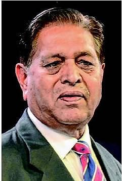 சச்சின் விளையாட்டுத் துறை அமைச்சராக வேண்டும் - முன்னாள் டெஸ்ட் வீரர் சந்து போர்டே விருப்பம்