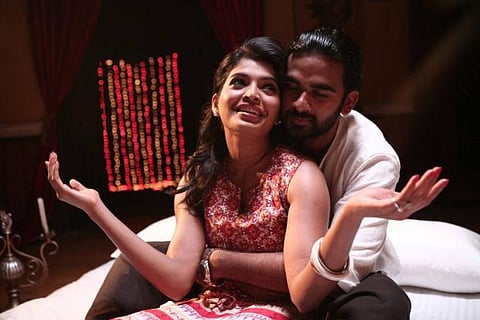 முதல் நாள் அனுபவம் : வில்லா (பீட்சா - II)