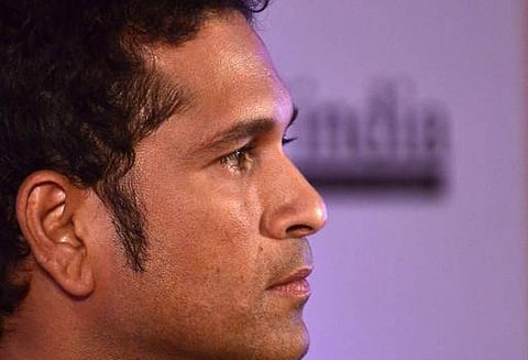பாரத ரத்னா: பிரதமர், ஷிண்டே, சச்சின் மீது வழக்கு