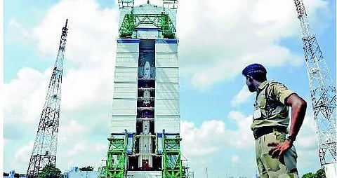 ஆந்திராவில் அவசரகோலத்தில் ராக்கெட் இணைப்புக் கூடம்? - நடுநிலை விஞ்ஞானிகள் அதிர்ச்சி