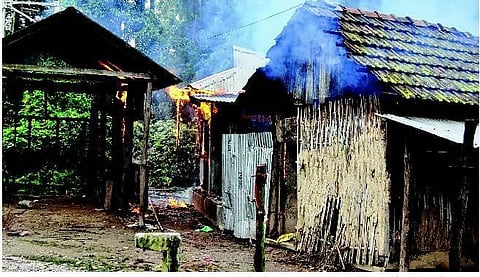 சுதேசிகளும் விதேசிகளும்