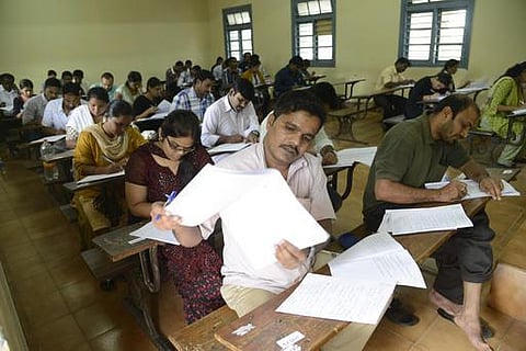 முதுகலைப் படிப்பு இறுதி ஆண்டில்  ‘ஸ்லெட்’, ‘நெட்’ பாடத்திட்டம் - உயர்கல்வி கவுன்சில் முடிவு